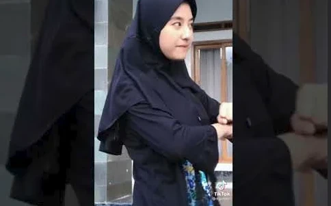 New Viral Banyuwangi Phenomenon of Abg Viral Sma 2025 Kak Zahra Tutorial Wiwik Dalam Mobil di Tempat Parkir One for All Indonesia - Abgfiral New Viral Banyuwangi Phenomenon of Abg Viral Sma 2025 Kak Zahra Tutorial Wiwik Dalam Mobil di Tempat Parkir One for All Indonesia